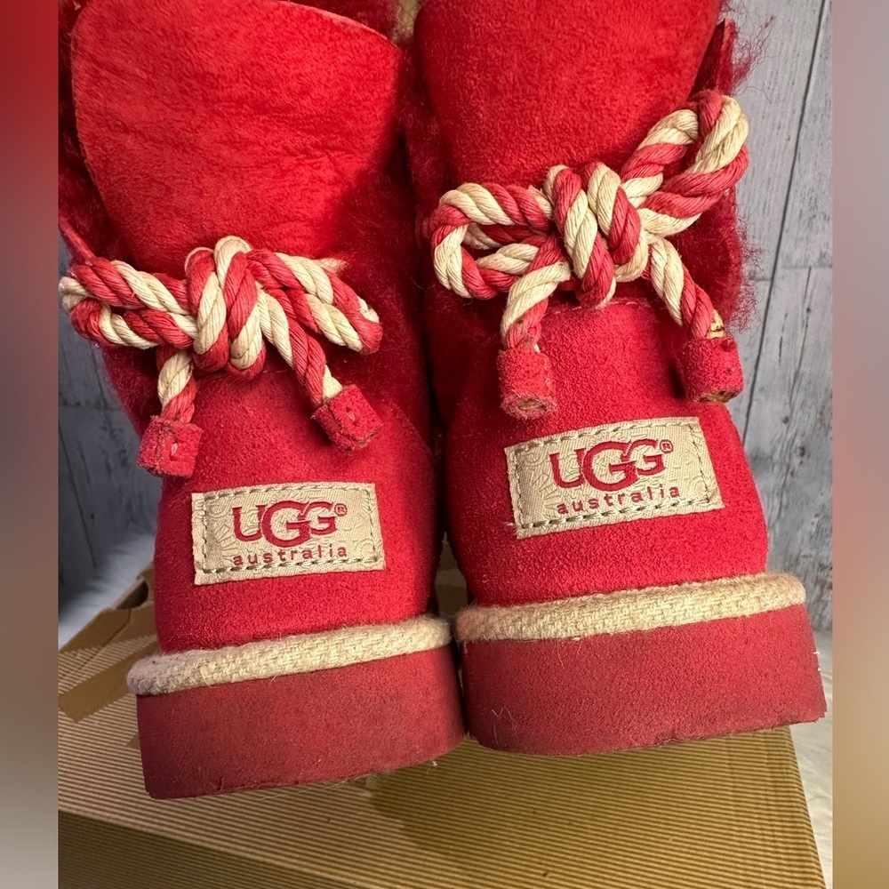 UGG kids selene bow winter boots in red - Picture 8 of 14